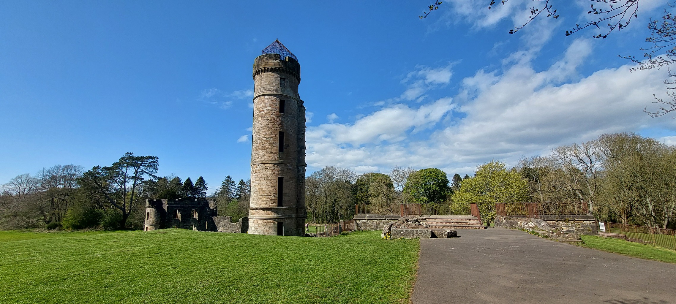 Eglinton Castle, Eglinton Park Kilwinning Irvine 2023 (2).jpg